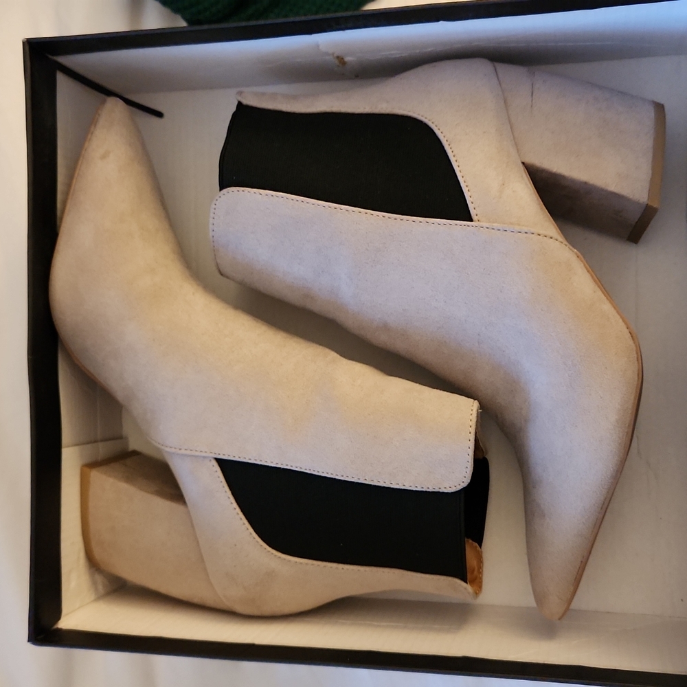 Lulu's Cream and Black Ankle Boots